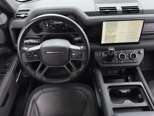 2023 Land Rover Defender 130 X-Dynamic SE