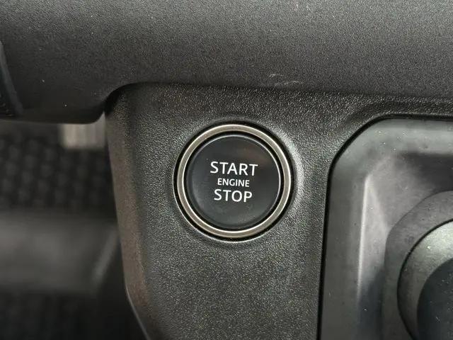 2023 Land Rover Defender 130 X-Dynamic SE