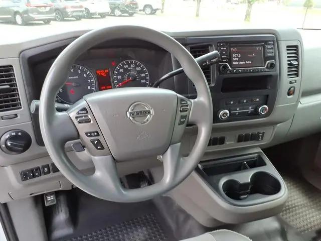 2018 Nissan 3500 S V6