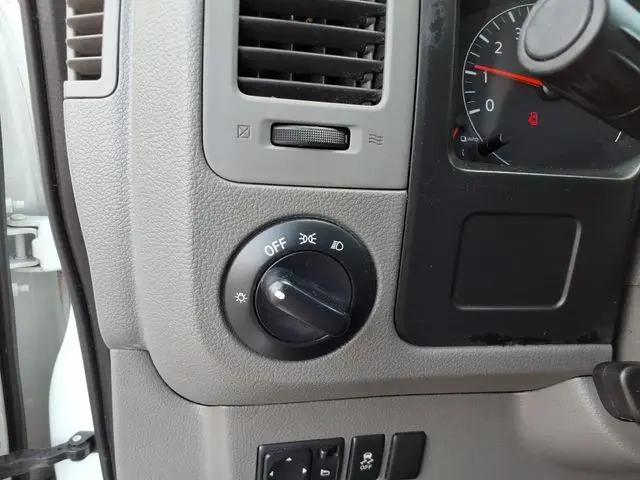 2018 Nissan 3500 S V6