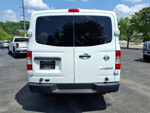 2018 Nissan 3500 S V6