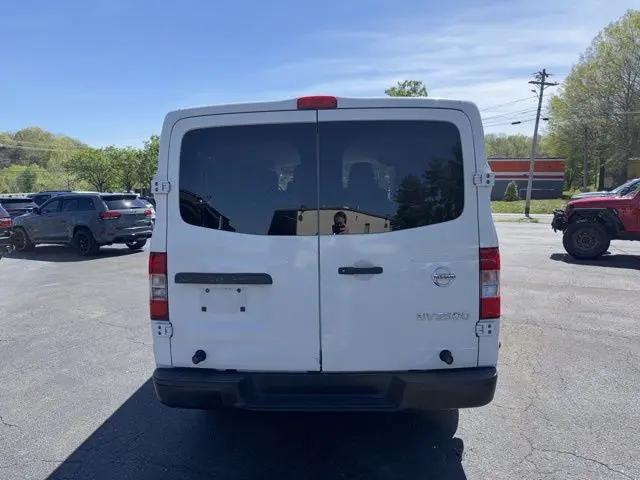 2017 Nissan 3500 S V6