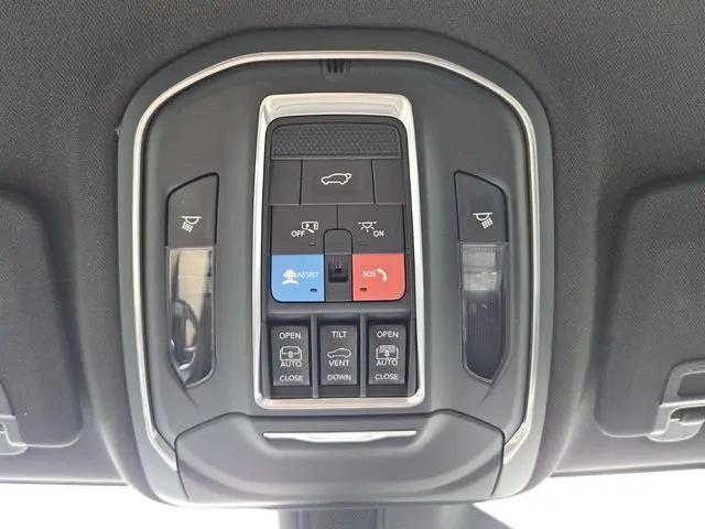 2025 Jeep Grand Cherokee Summit 4x4