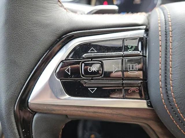 2025 Jeep Grand Cherokee Summit 4x4