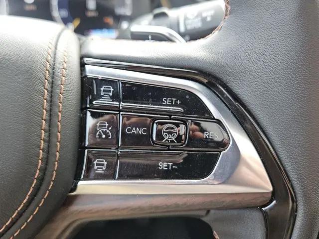 2025 Jeep Grand Cherokee Summit 4x4