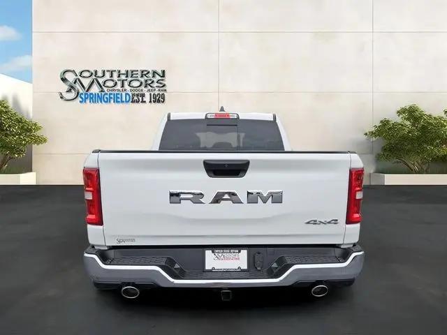 2026 Ram 1500 Tradesman Crew Cab 4x4 57 Box