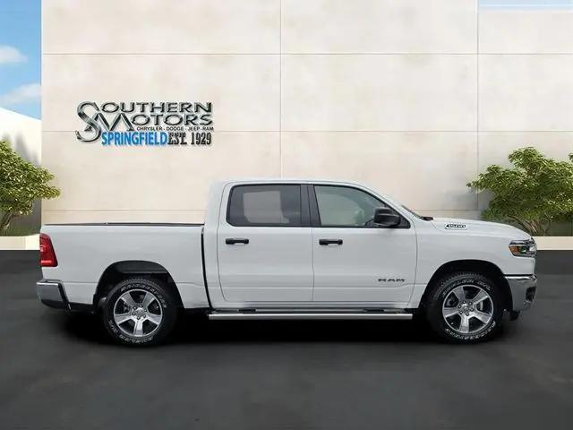 2026 Ram 1500 Tradesman Crew Cab 4x4 57 Box