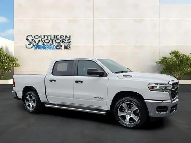 2026 Ram 1500 Tradesman Crew Cab 4x4 57 Box