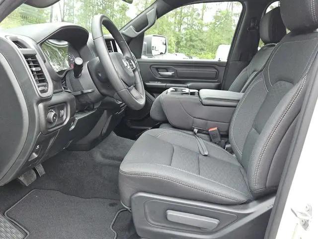 2026 Ram 1500 Tradesman Crew Cab 4x4 57 Box