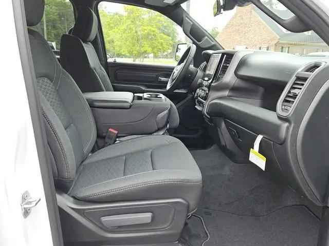 2026 Ram 1500 Tradesman Crew Cab 4x4 57 Box