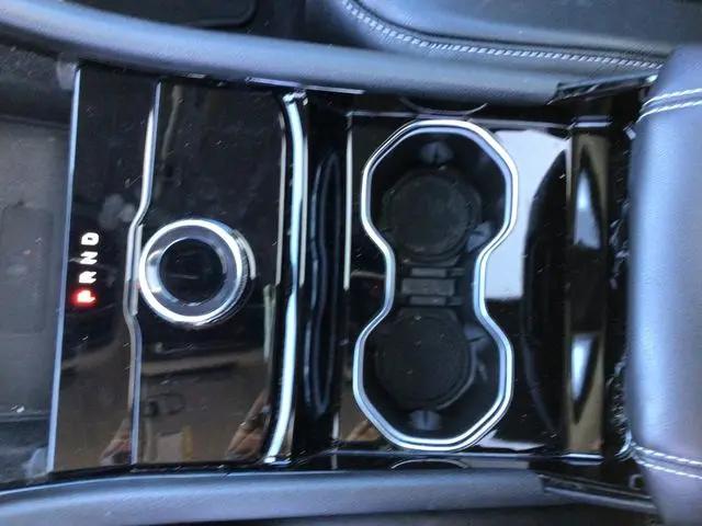 2022 Jeep Grand Cherokee L Laredo 4x2