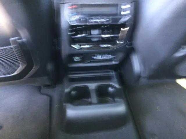 2022 Jeep Grand Cherokee L Laredo 4x2