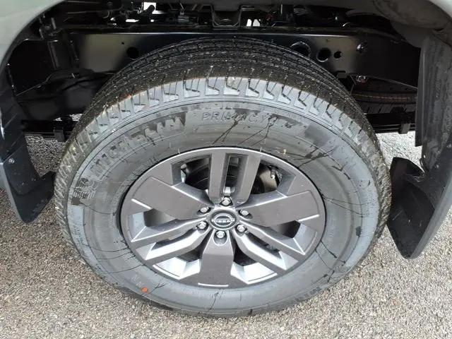 2026 Nissan Frontier Crew Cab SV 4x4