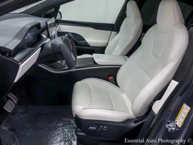 2023 Tesla Model X Plaid Tri Motor All-Wheel Drive