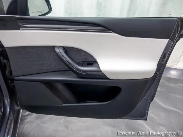 2023 Tesla Model X Plaid Tri Motor All-Wheel Drive