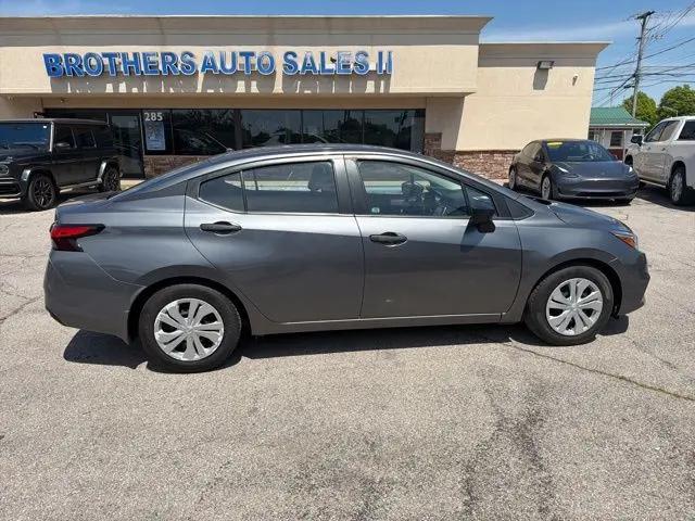2021 Nissan Versa S Xtronic CVT