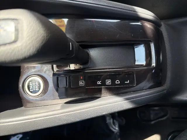 2021 Nissan Versa S Xtronic CVT