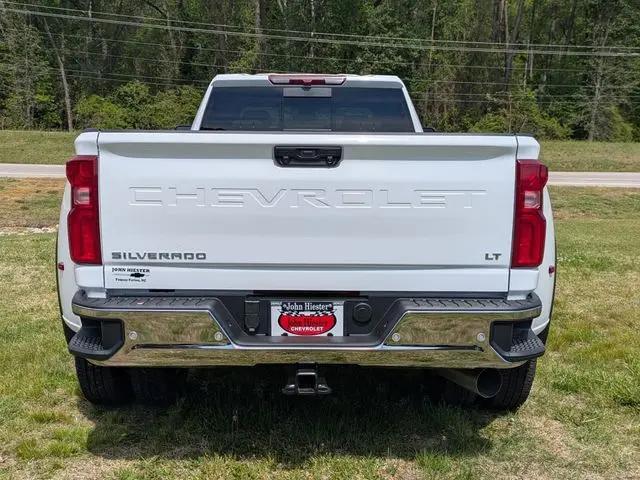2026 Chevrolet Silverado 3500HD Crew Cab, Long Bed, LT Dual Rear Wheel, RWD