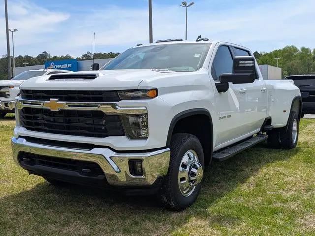 2026 Chevrolet Silverado 3500HD Crew Cab, Long Bed, LT Dual Rear Wheel, RWD