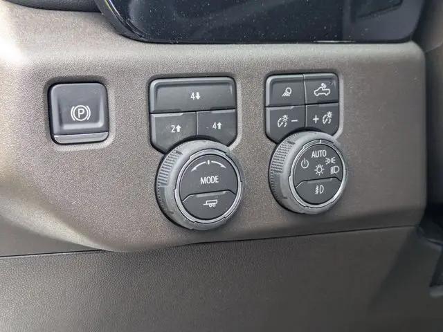 2026 Chevrolet Silverado 3500HD Crew Cab, Long Bed, LT Dual Rear Wheel, RWD