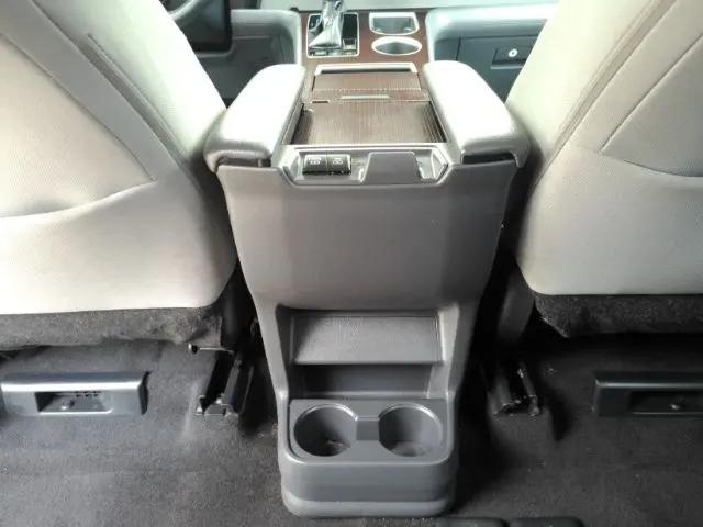 2023 Toyota Sienna LE