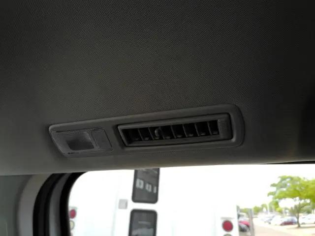 2023 Toyota Sienna LE