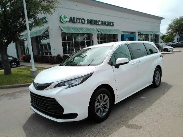 2023 Toyota Sienna LE for sale in Plano, TX
