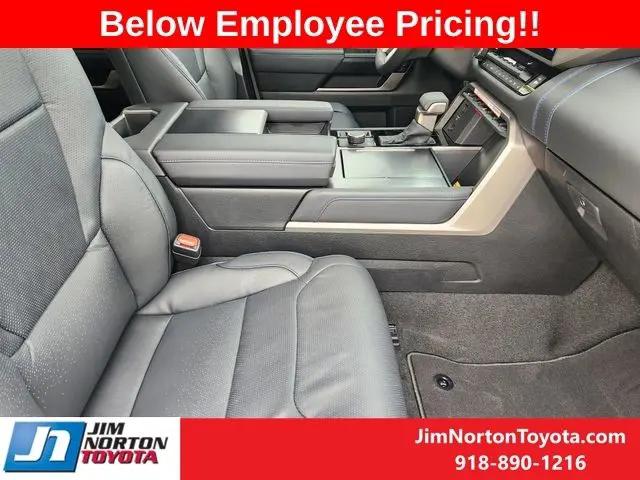 2026 Toyota Tundra Platinum CrewMax 5.5' Bed
