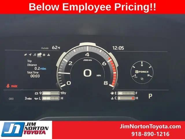 2026 Toyota Tundra Platinum CrewMax 5.5' Bed