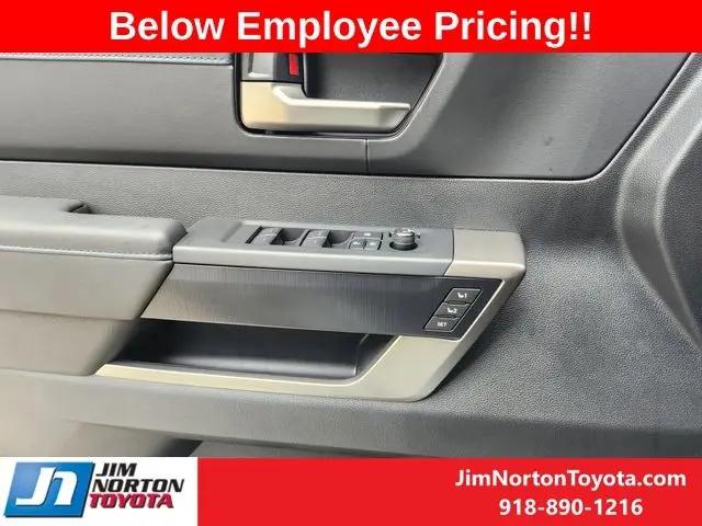 2026 Toyota Tundra Platinum CrewMax 5.5' Bed