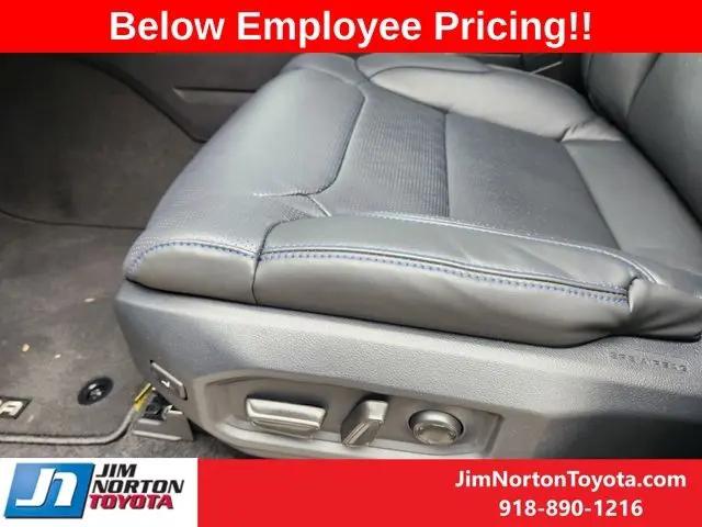 2026 Toyota Tundra Platinum CrewMax 5.5' Bed