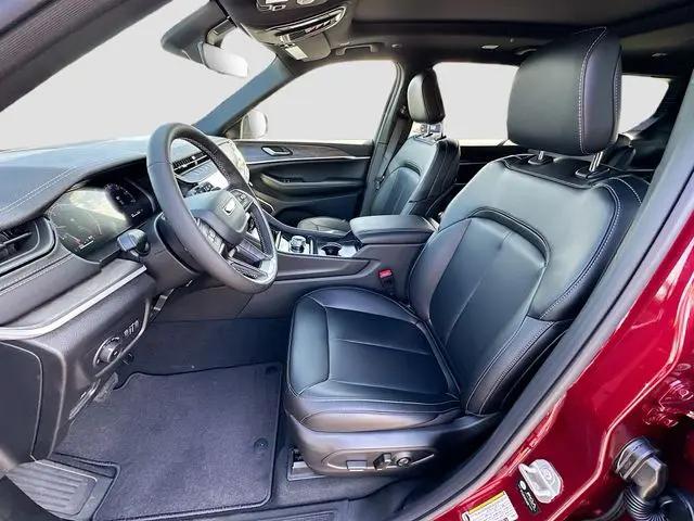 2026 Jeep Grand Cherokee L Limited 4x2