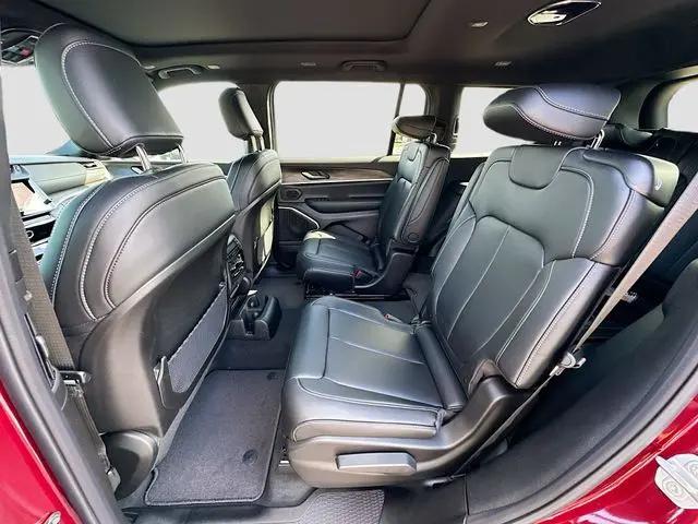 2026 Jeep Grand Cherokee L Limited 4x2