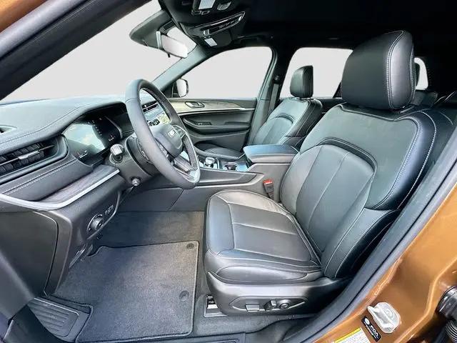 2026 Jeep Grand Cherokee Limited Reserve