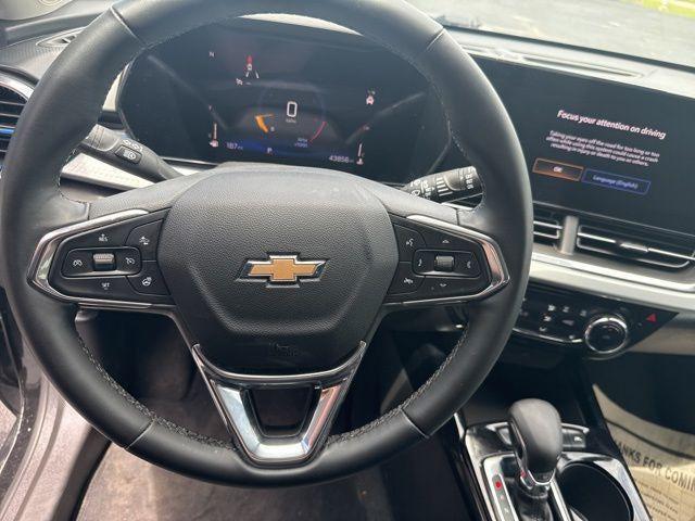 2025 Chevrolet Trax FWD LT