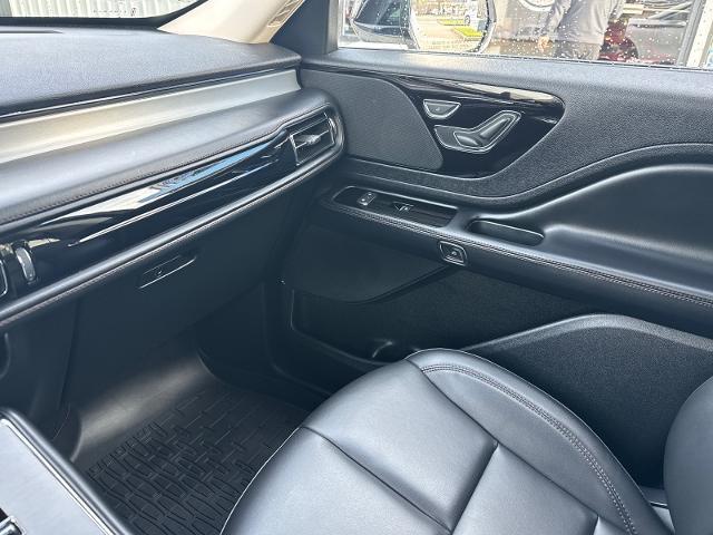 2022 Lincoln Aviator Standard