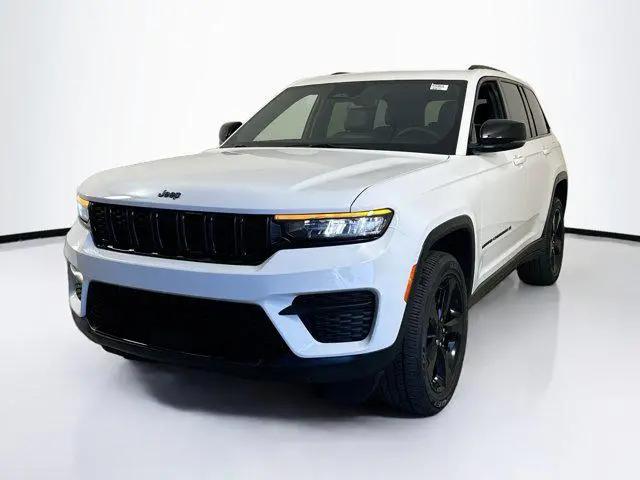 2023 Jeep Grand Cherokee Altitude 4x2 for sale in Palm Harbor, FL
