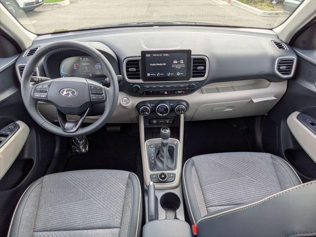 2026 Hyundai Venue SEL w/Two-Tone Roof