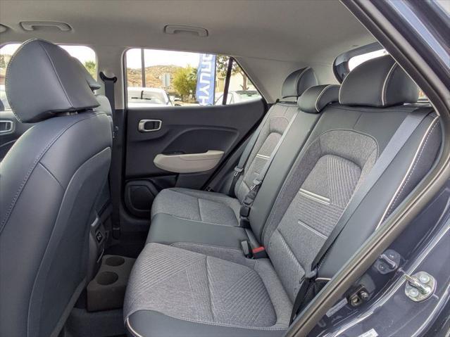 2026 Hyundai Venue SEL w/Two-Tone Roof