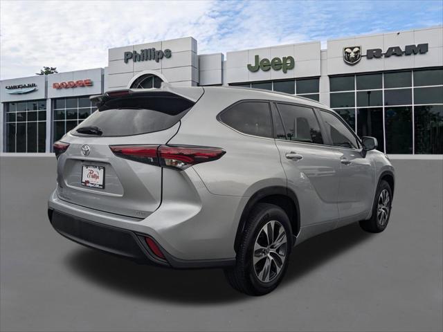 2024 Toyota Highlander XLE