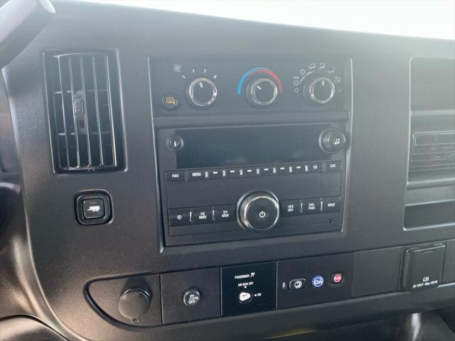 2025 Chevrolet Express Passenger RWD 3500 Extended Wheelbase LS