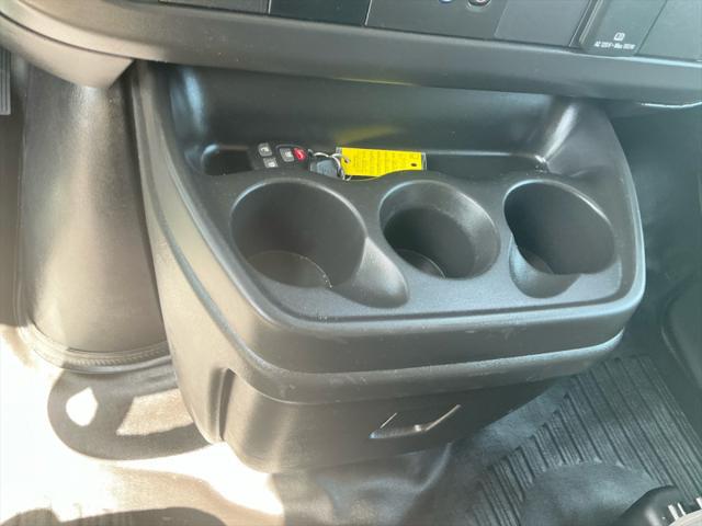 2025 Chevrolet Express Passenger RWD 3500 Extended Wheelbase LS