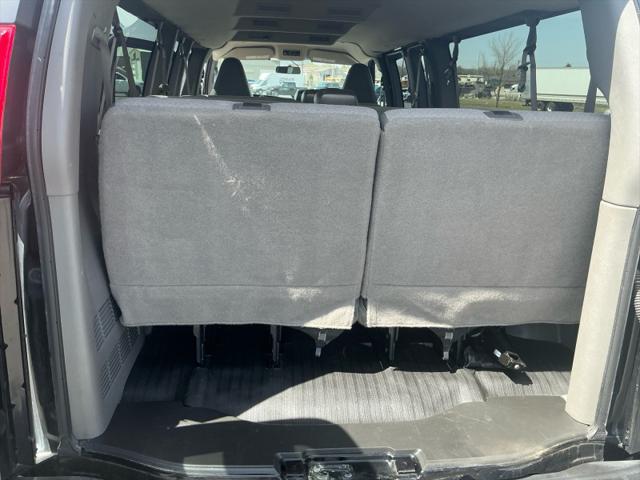 2025 Chevrolet Express Passenger RWD 3500 Extended Wheelbase LS