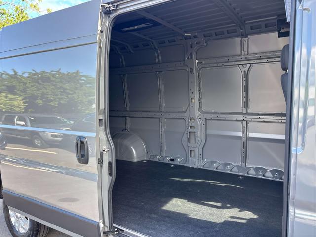 2025 Ram ProMaster 2500 Cargo Van SLT+ High Roof 159" WB