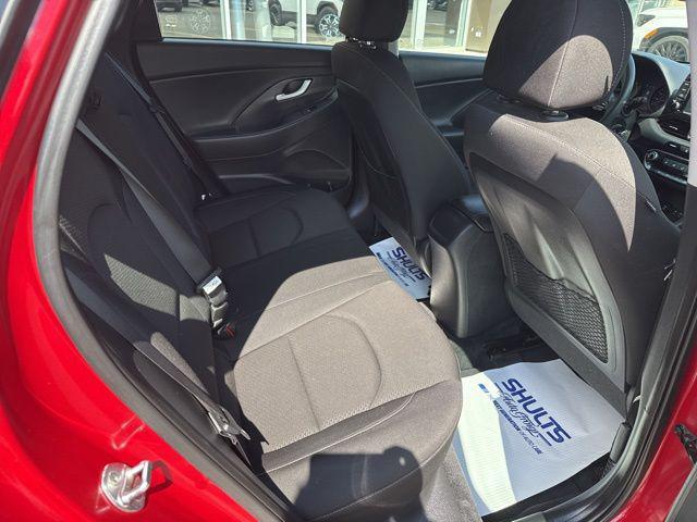 2018 Hyundai Elantra GT Base