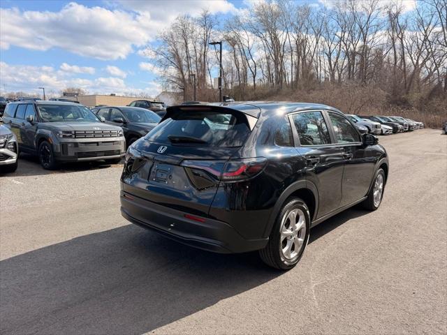 2025 Honda HR-V AWD LX