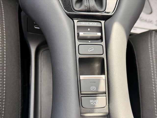 2025 Honda HR-V AWD LX