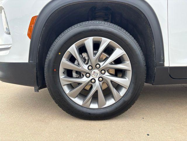 2025 Buick Enclave Preferred FWD
