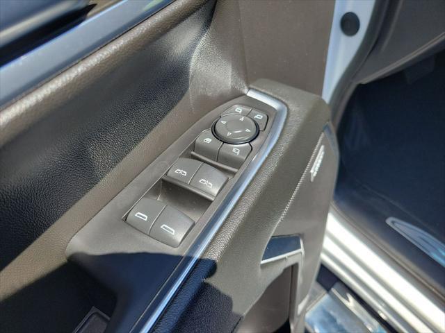 2024 GMC Sierra 1500 2WD Crew Cab Short Box SLT