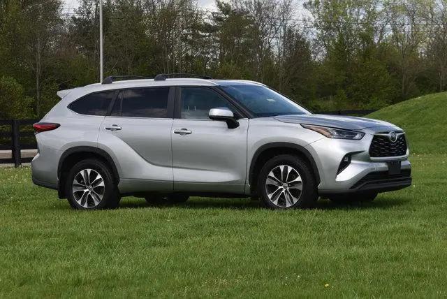 2023 Toyota Highlander XLE for sale in Frankfort, KY